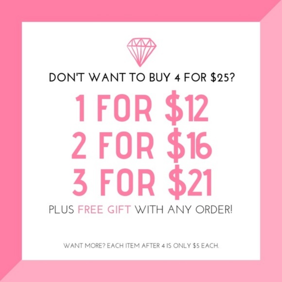 Dainty Heart Necklace [Gold] - Picture 6 of 6